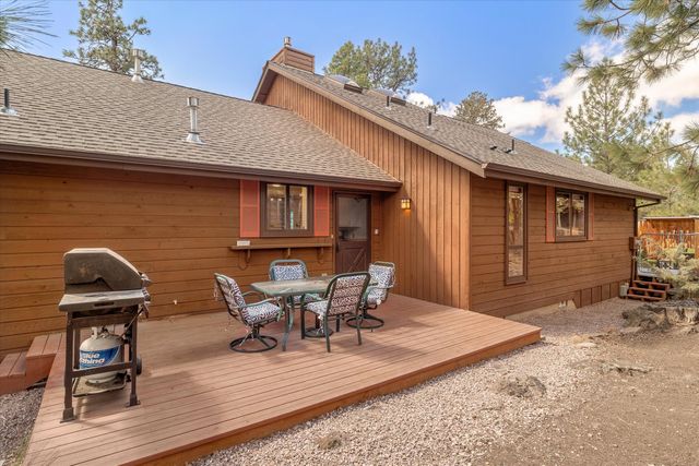 2003 NW 4th Street, Bend, OR 97703