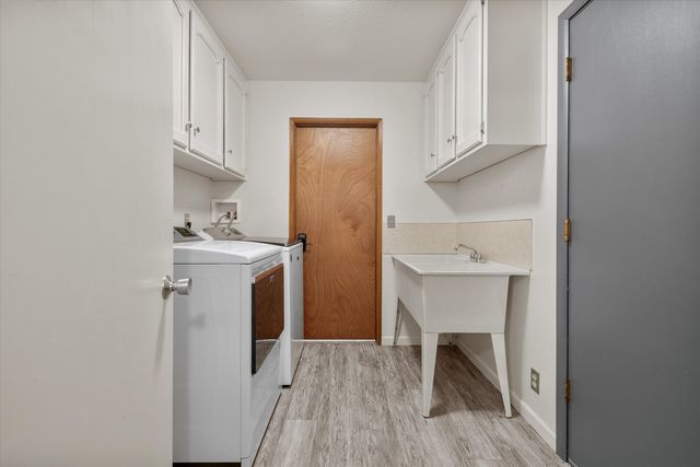 2003 NW 4th Street, Bend, OR 97703