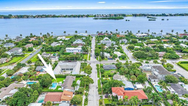 215 Cortez Road, West Palm Beach, FL 33405