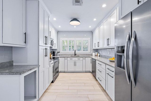 215 Cortez Road, West Palm Beach, FL 33405