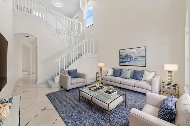 6657 Lurais Drive, Lake Worth, FL 33463