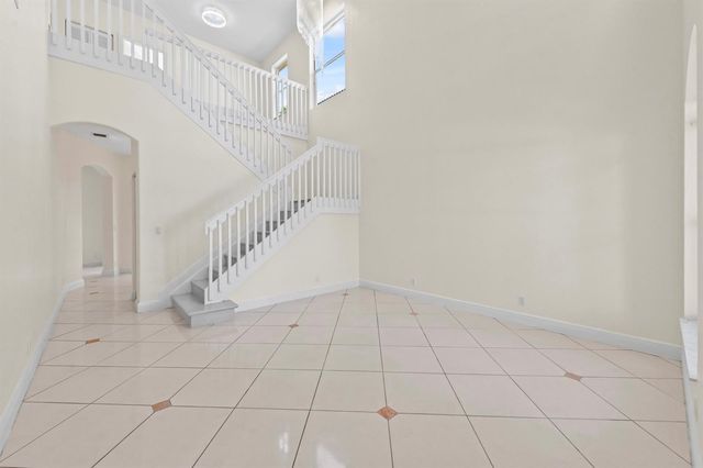 6657 Lurais Drive, Lake Worth, FL 33463