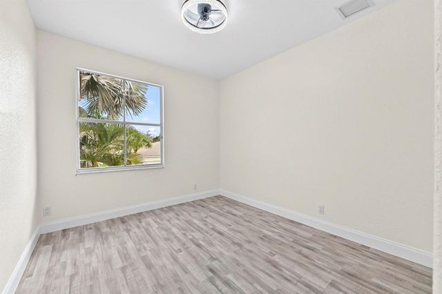 6657 Lurais Drive, Lake Worth, FL 33463