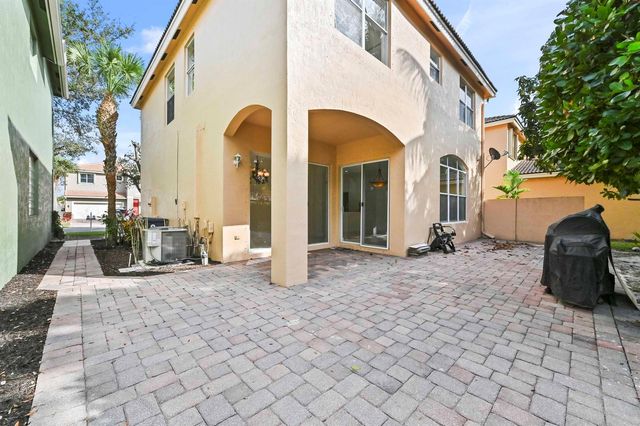 6657 Lurais Drive, Lake Worth, FL 33463