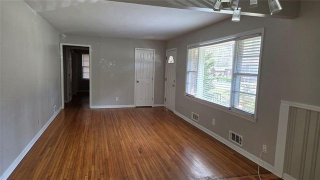 136 Hillsdale Drive SE, Atlanta, GA 30315