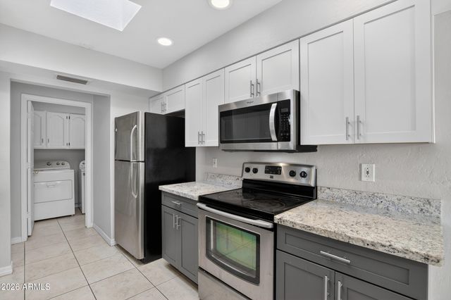 6843 E REDFIELD Road, Scottsdale, AZ 85254