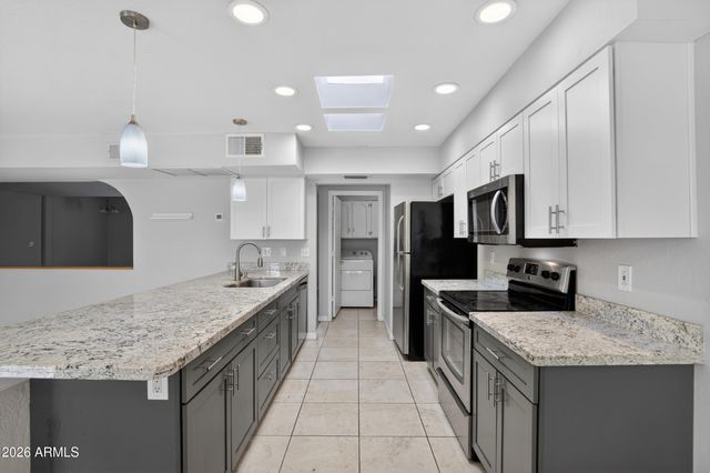 6843 E REDFIELD Road, Scottsdale, AZ 85254