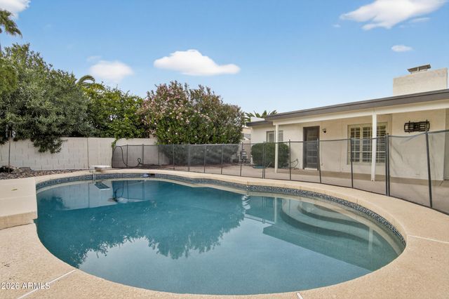 6843 E REDFIELD Road, Scottsdale, AZ 85254