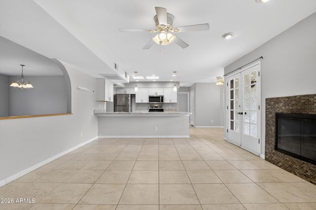 6843 E REDFIELD Road, Scottsdale, AZ 85254