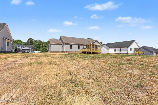 126 Tee Drive, Selma, NC 27576