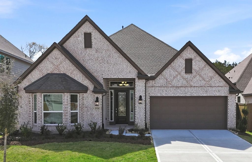 9726 Roaring River Falls Lane, Porter, TX 77365
