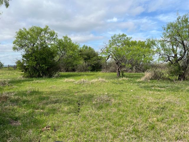 2190 W FM 574 Road W, Mullin, TX 76864