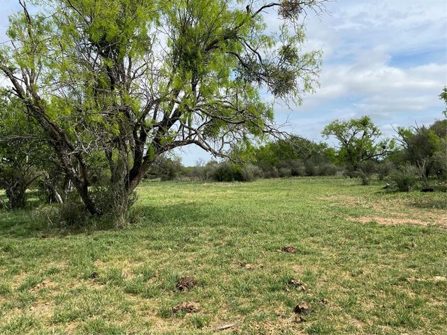 2190 W FM 574 Road W, Mullin, TX 76864