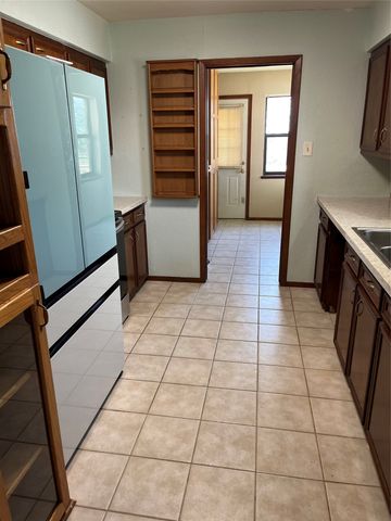 2190 W FM 574 Road W, Mullin, TX 76864