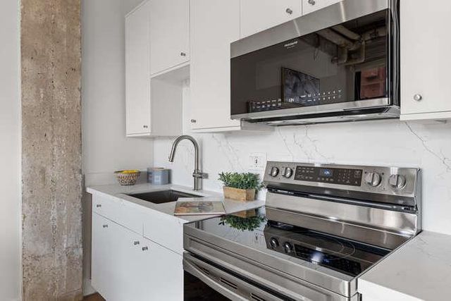 2711 18th Street 37, San Francisco, CA 94110