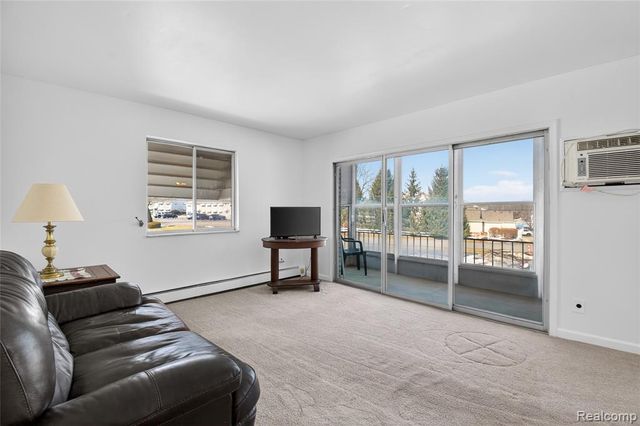 5959 Alan Drive 50, Brighton, MI 48116