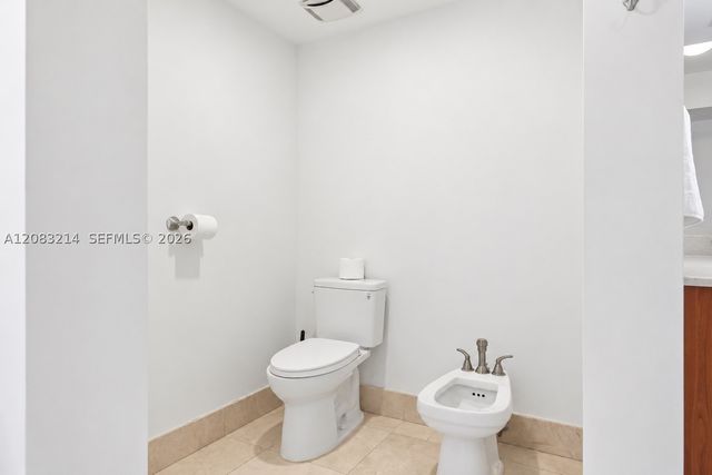 3301 NE 183rd St 403, Aventura, FL 33160