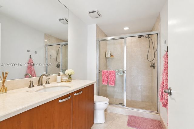 3301 NE 183rd St 403, Aventura, FL 33160
