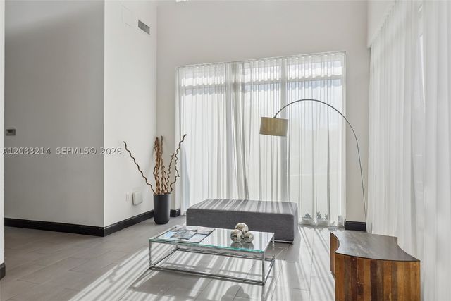 3301 NE 183rd St 403, Aventura, FL 33160
