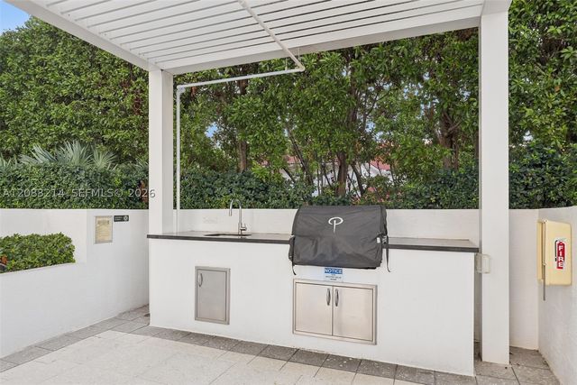 3301 NE 183rd St 403, Aventura, FL 33160