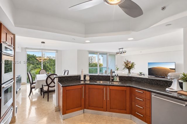 3301 NE 183rd St 403, Aventura, FL 33160