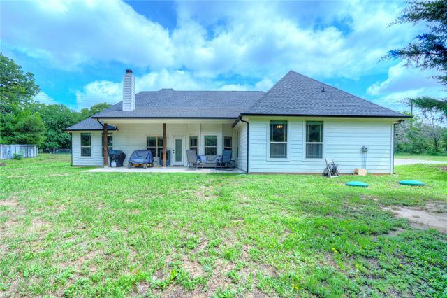 1355 Jay Bird Road, Springtown, TX 76082