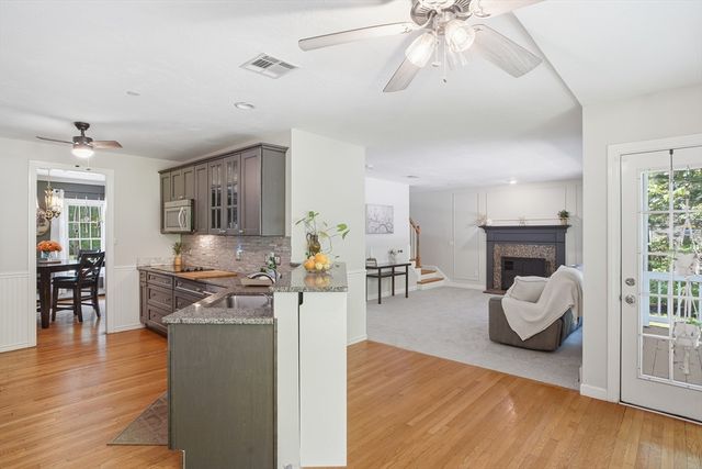 150 Samuel Dr, Northbridge, MA 01588