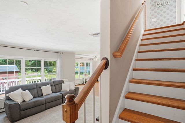 150 Samuel Dr, Northbridge, MA 01588