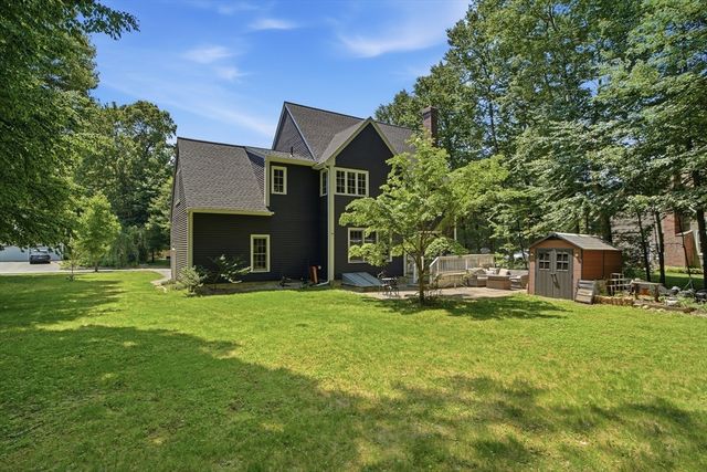 150 Samuel Dr, Northbridge, MA 01588