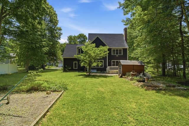 150 Samuel Dr, Northbridge, MA 01588