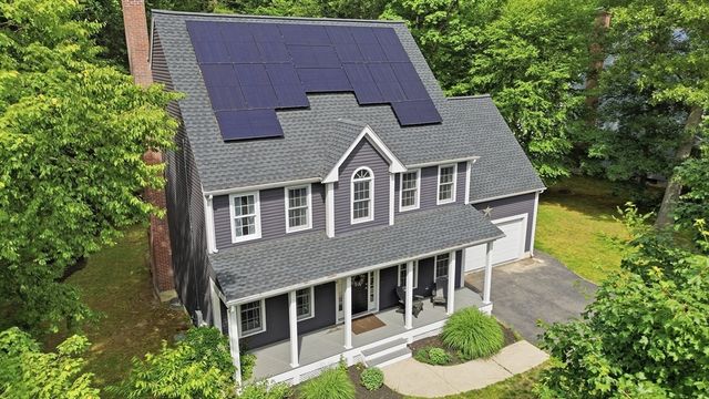 150 Samuel Dr, Northbridge, MA 01588