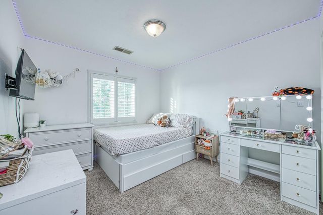 4102 Richmond Avenue, Clovis, CA 93619