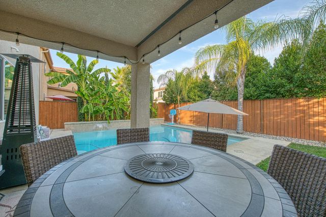 4102 Richmond Avenue, Clovis, CA 93619