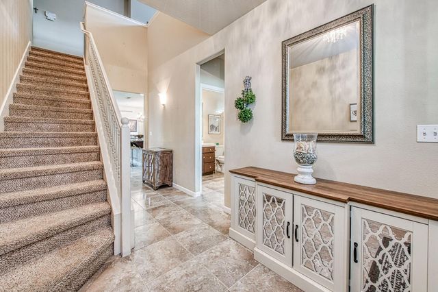 4102 Richmond Avenue, Clovis, CA 93619