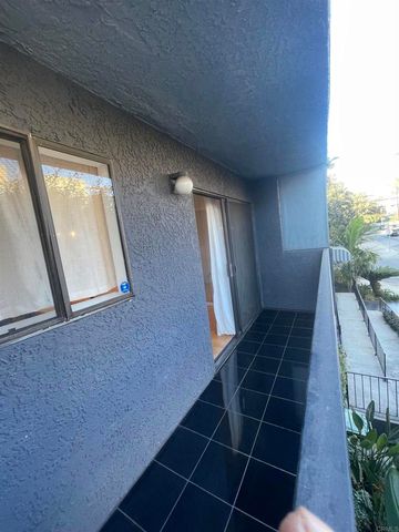 1355 N Sierra Bonita Avenue 204, West Hollywood, CA 90046