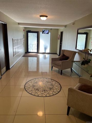 1355 N Sierra Bonita Avenue 204, West Hollywood, CA 90046