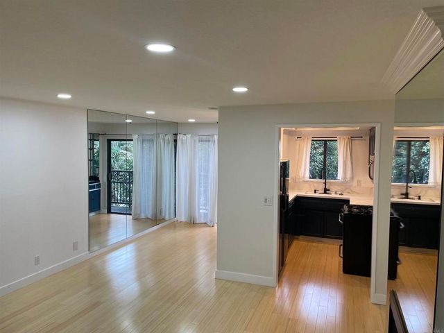 1355 N Sierra Bonita Avenue 204, West Hollywood, CA 90046