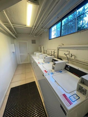 1355 N Sierra Bonita Avenue 204, West Hollywood, CA 90046