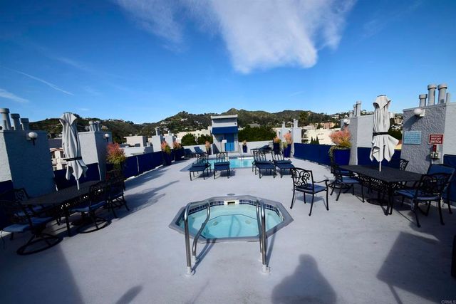 1355 N Sierra Bonita Avenue 204, West Hollywood, CA 90046