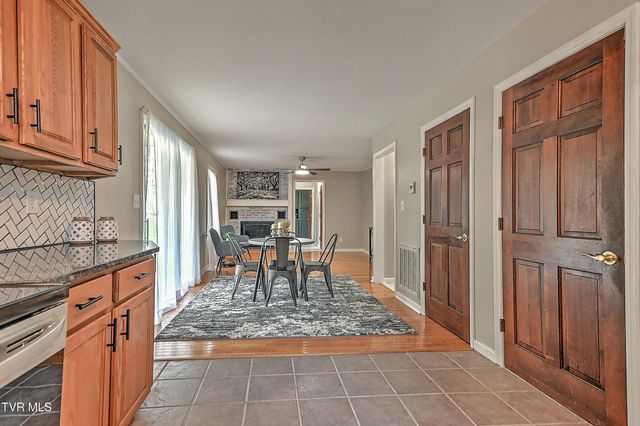 6371 Old Jonesboro Road, Bristol, TN 37620