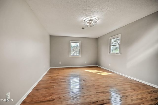 6371 Old Jonesboro Road, Bristol, TN 37620