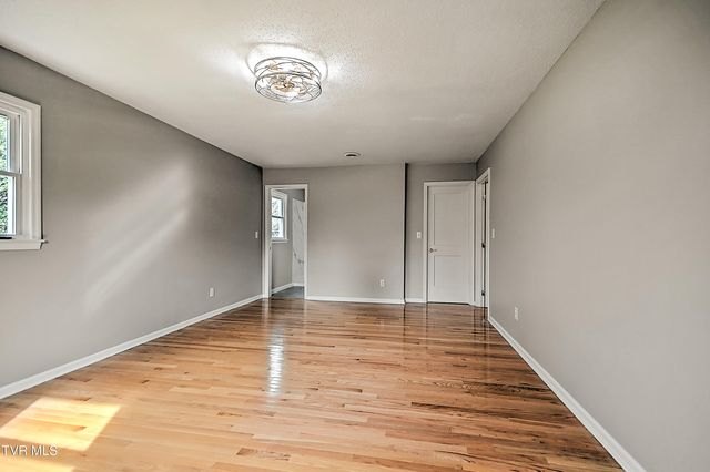 6371 Old Jonesboro Road, Bristol, TN 37620