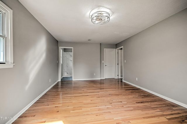 6371 Old Jonesboro Road, Bristol, TN 37620