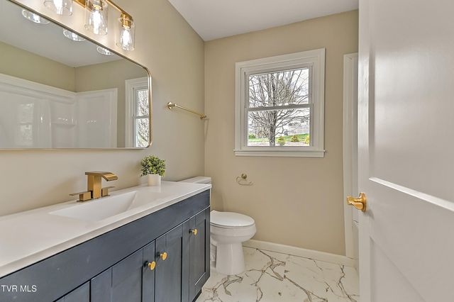 6371 Old Jonesboro Road, Bristol, TN 37620