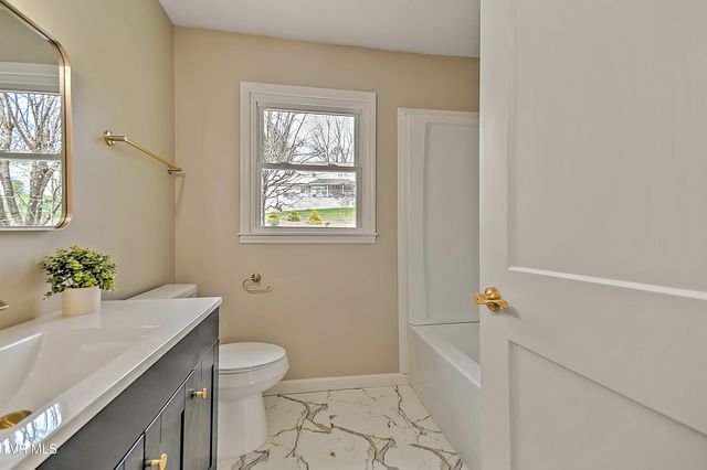 6371 Old Jonesboro Road, Bristol, TN 37620