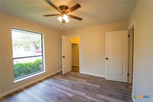 202 Beechwood, Victoria, TX 77901