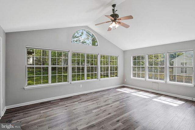 9361 WEATHERSFIELD DR, Bristow, VA 20136
