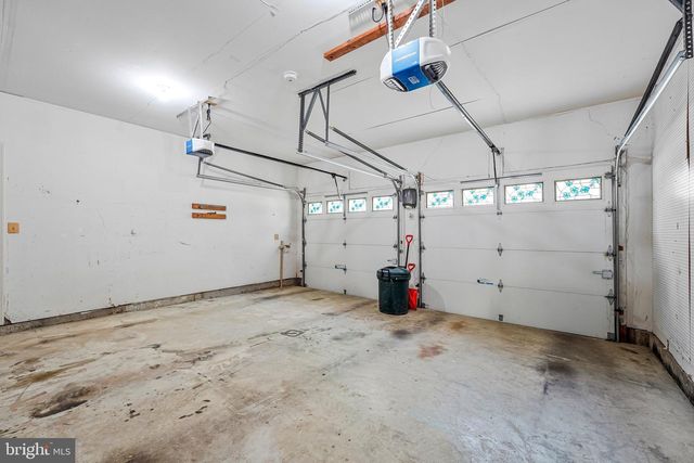 9361 WEATHERSFIELD DR, Bristow, VA 20136