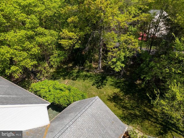 9361 WEATHERSFIELD DR, Bristow, VA 20136