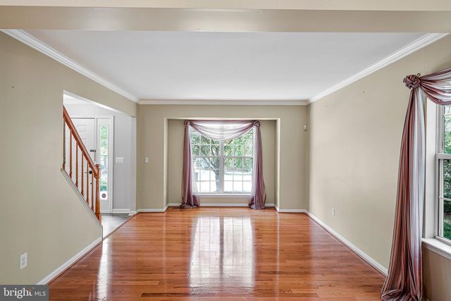 9361 WEATHERSFIELD DR, Bristow, VA 20136